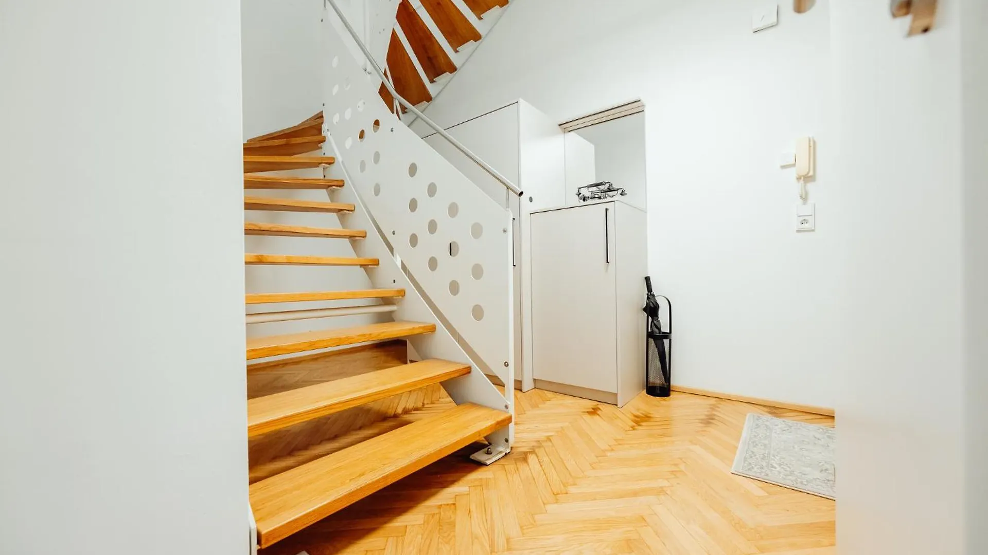 Apartments Im Goesser Haus Грац